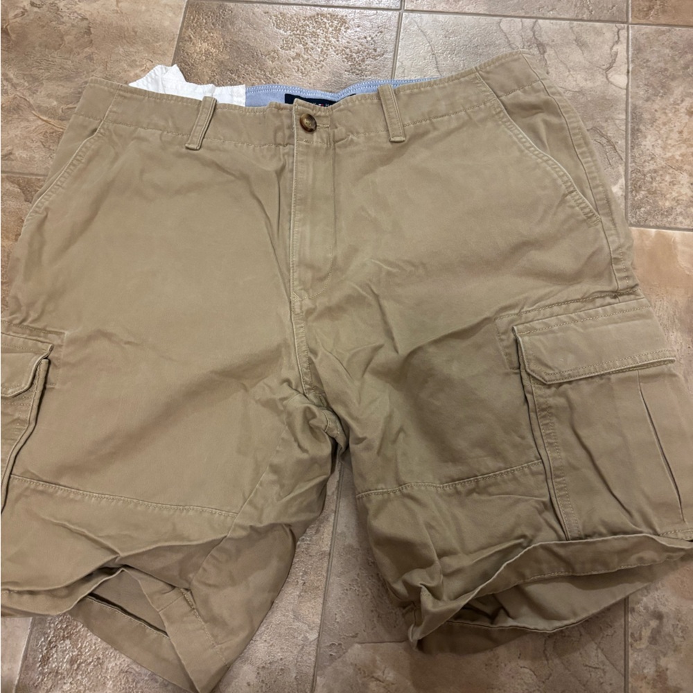 Tommy Hilfiger Tan Cargo Shorts